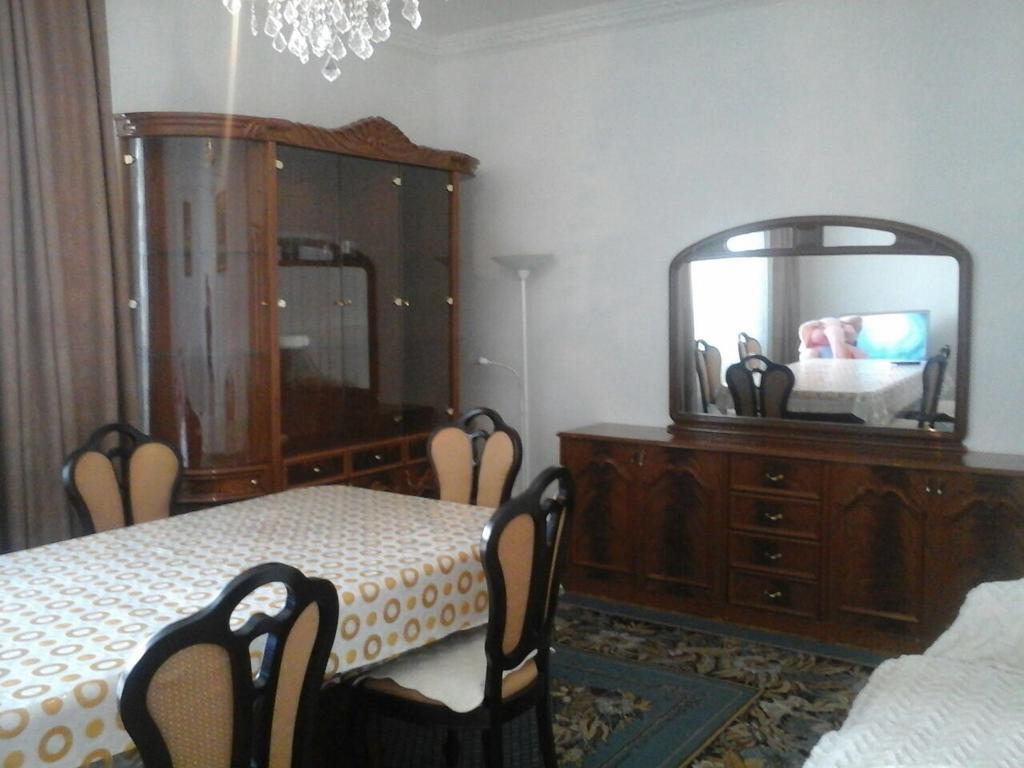 Apartamento Kaldyakova Astaná Habitación foto